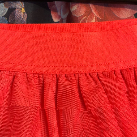 Tulle Mini skirt💕 - Picture 3 of 4